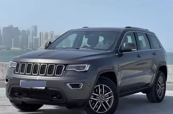 Использовал Jeep Grand Cherokee Продается в Доха #14849 - 1  image 