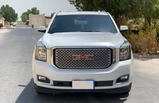 Utilisé GMC Yukon À vendre au Doha #14851 - 1  image 