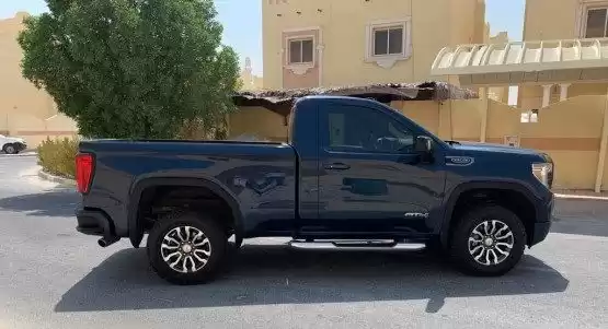 مستعملة GMC Sierra للبيع في الدوحة #14852 - 1  صورة 