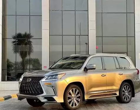 مستعملة Lexus LX للبيع في الكويت #14924 - 1  صورة 