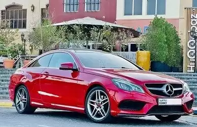 استفاده شده Mercedes-Benz E Class برای فروش که در کویت #14926 - 1  image 