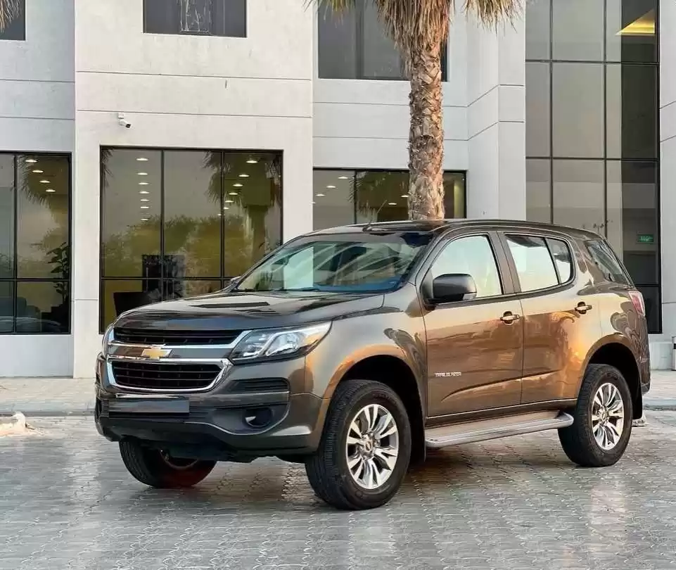 مستعملة Chevrolet Trailblazer للبيع في الكويت #15006 - 1  صورة 