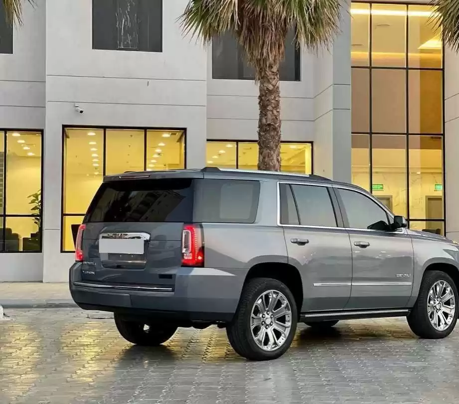 Usado GMC Yukon Venta en Kuwait #15013 - 1  image 