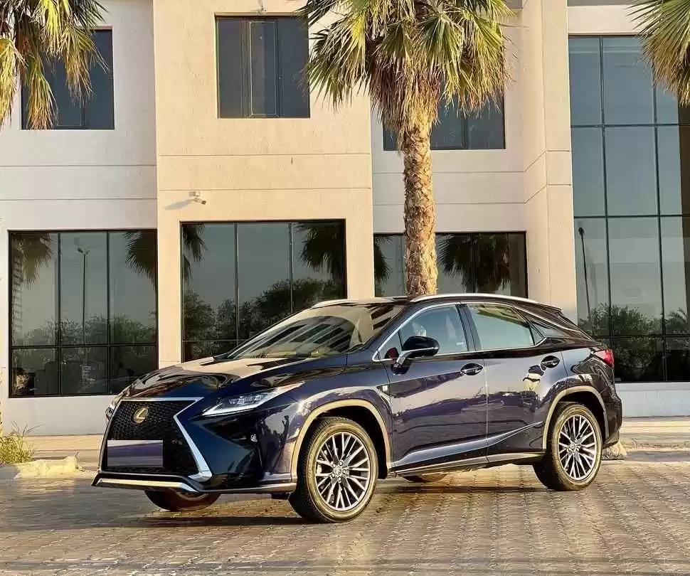 مستعملة Lexus RX Unspecified للبيع في الكويت #15027 - 1  صورة 