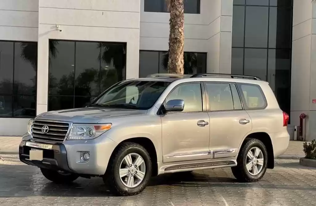 استفاده شده Toyota Land Cruiser برای فروش که در کویت #15029 - 1  image 