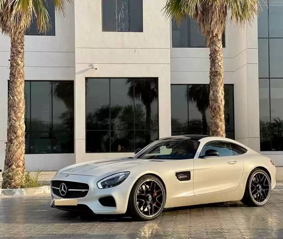 مستعملة Mercedes-Benz Unspecified للبيع في الكويت #15031 - 1  صورة 