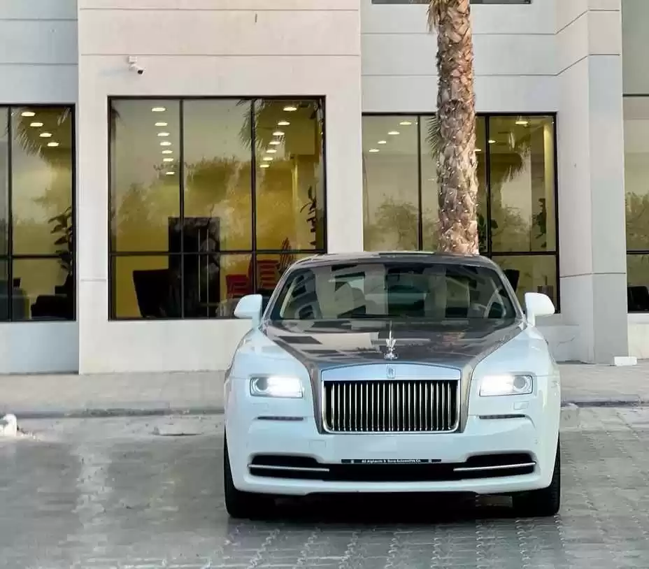 مستعملة Rolls-Royce Unspecified للبيع في الكويت #15045 - 1  صورة 