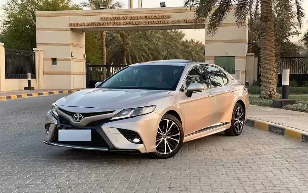 استفاده شده Toyota Camry برای فروش که در کویت #15131 - 1  image 