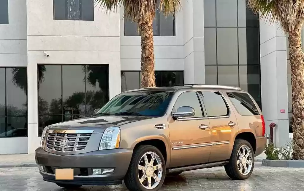 Usado Cadillac Escalade Venta en Kuwait #15158 - 1  image 