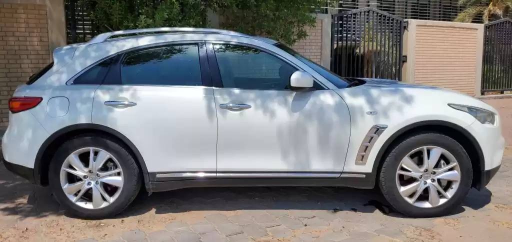 استفاده شده Infiniti FX برای فروش که در کویت #15319 - 1  image 