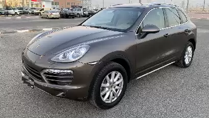 Использовал Porsche Unspecified Продается в Кувейт #15327 - 1  image 
