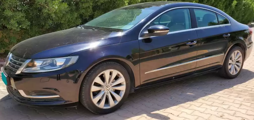 مستعملة Volkswagen Passat للبيع في الكويت #15339 - 1  صورة 