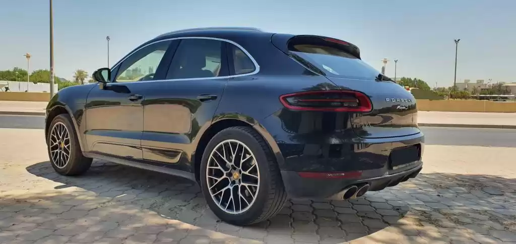 مستعملة Porsche Unspecified للبيع في الكويت #15351 - 1  صورة 