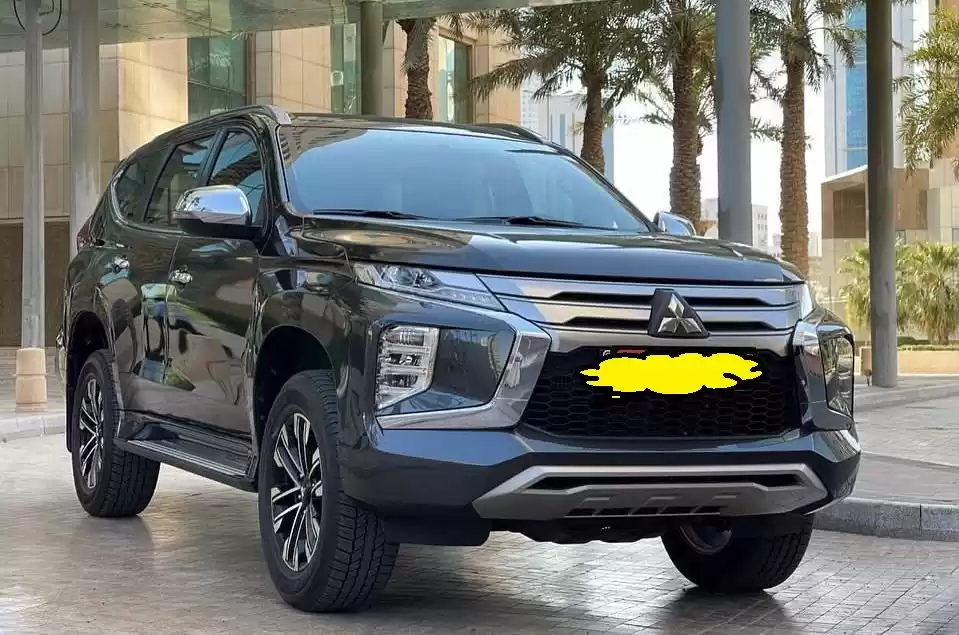 Использовал Mitsubishi Unspecified Продается в Кувейт #15376 - 1  image 