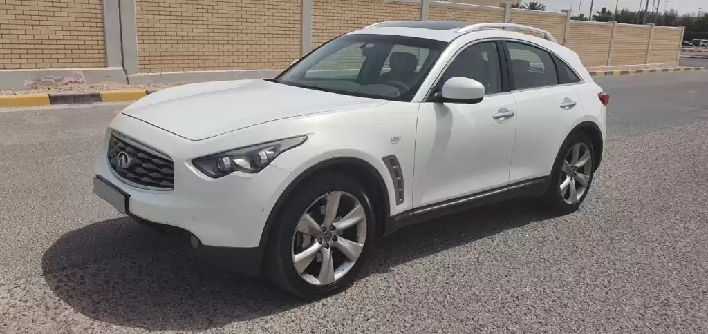 مستعملة Infiniti FX للبيع في الكويت #15425 - 1  صورة 