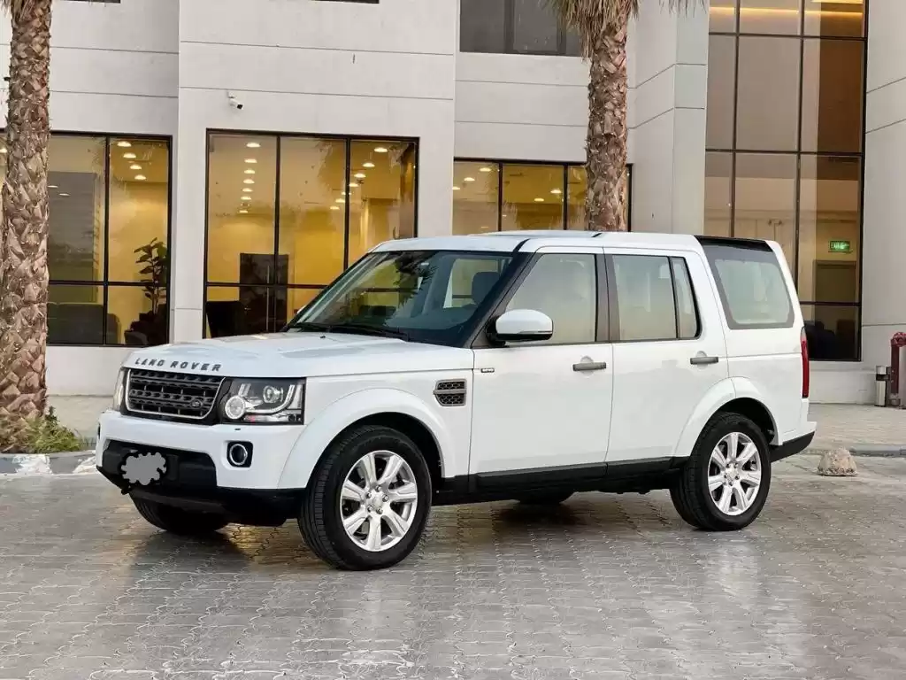 Использовал Land Rover Discovery Продается в Кувейт #15504 - 1  image 