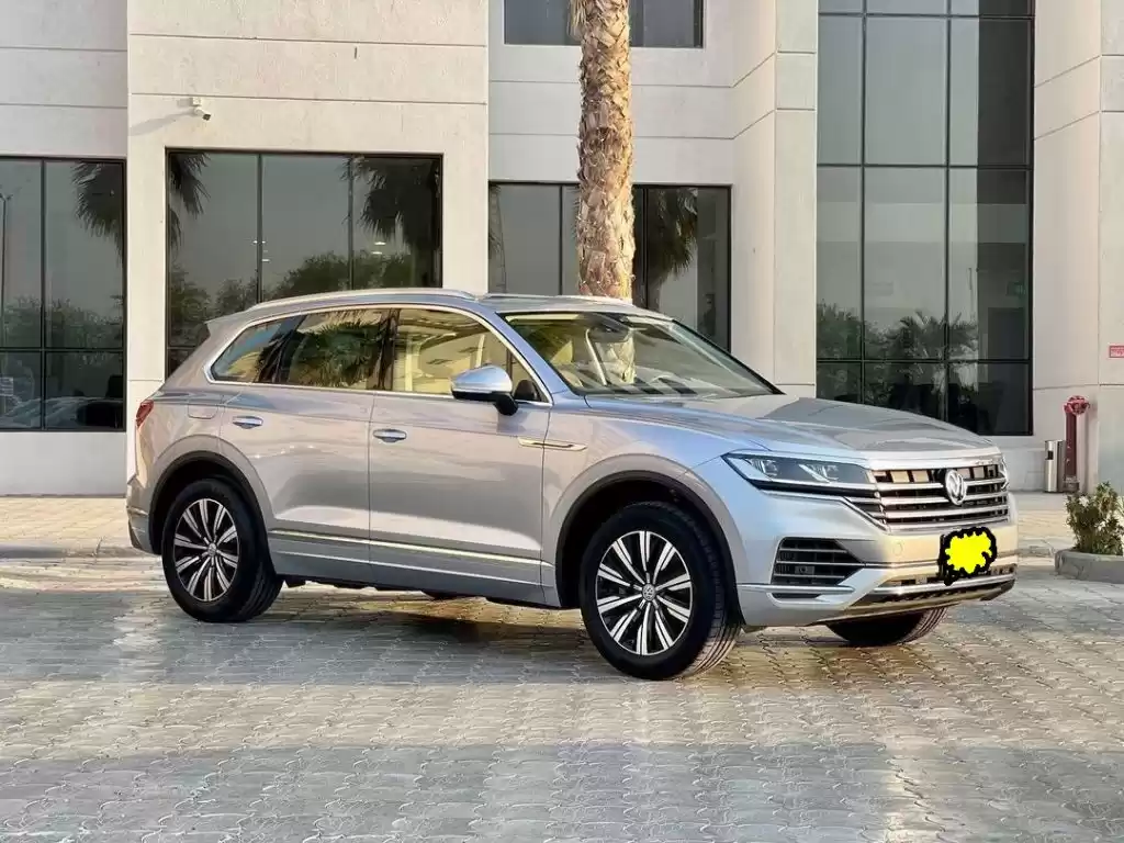 Utilisé Volkswagen Unspecified À vendre au Koweit #15568 - 1  image 