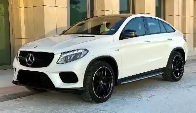 Использовал Mercedes-Benz Unspecified Продается в Кувейт #15681 - 1  image 