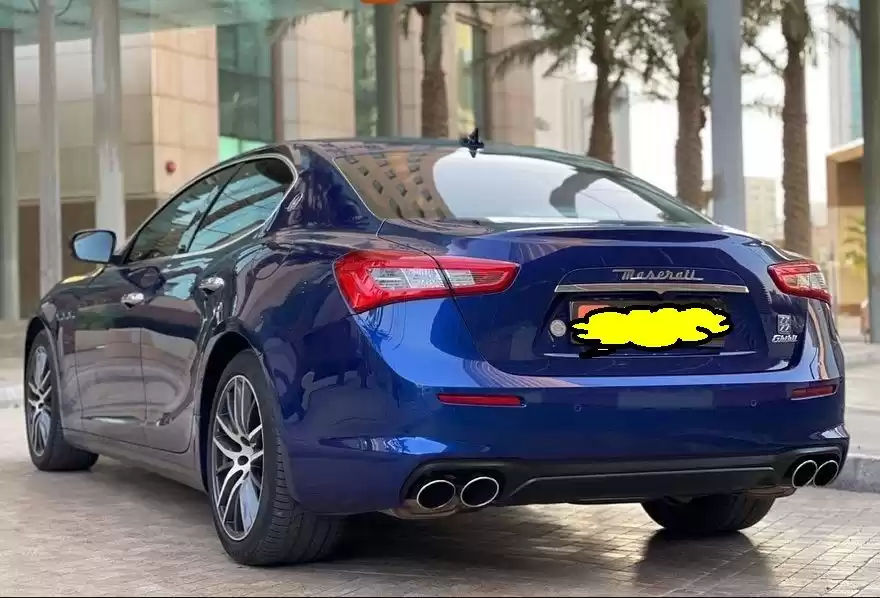 Использовал Maserati Ghibli Продается в Кувейт #15739 - 1  image 