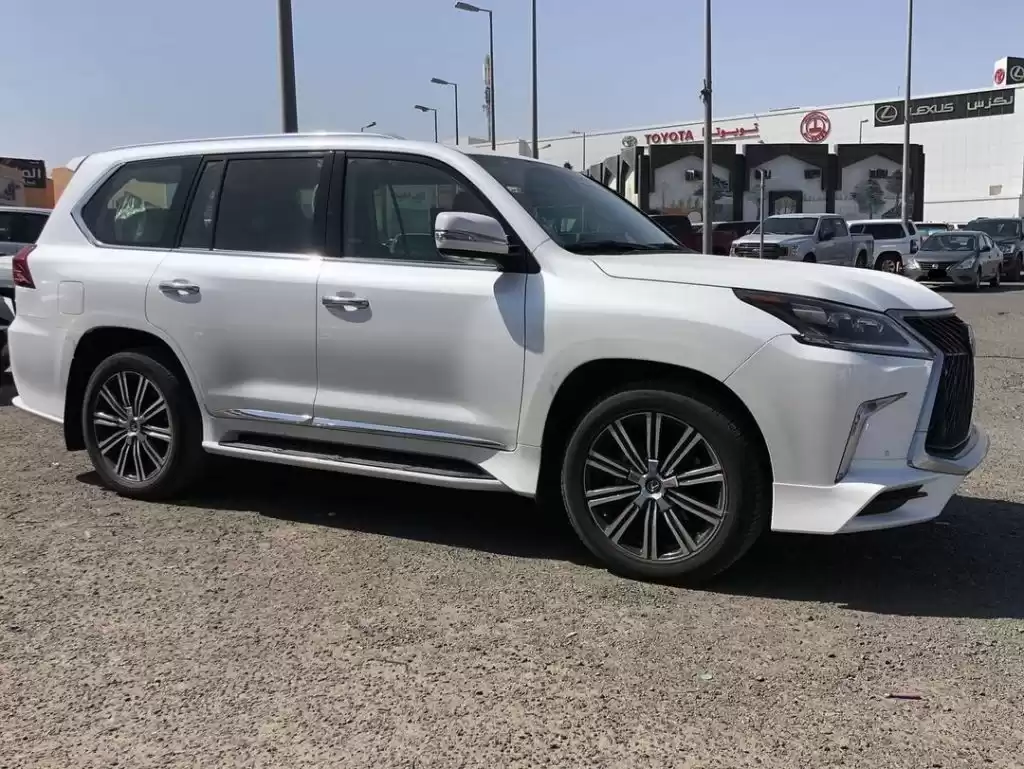 استفاده شده Lexus LX برای فروش که در کویت #15859 - 1  image 