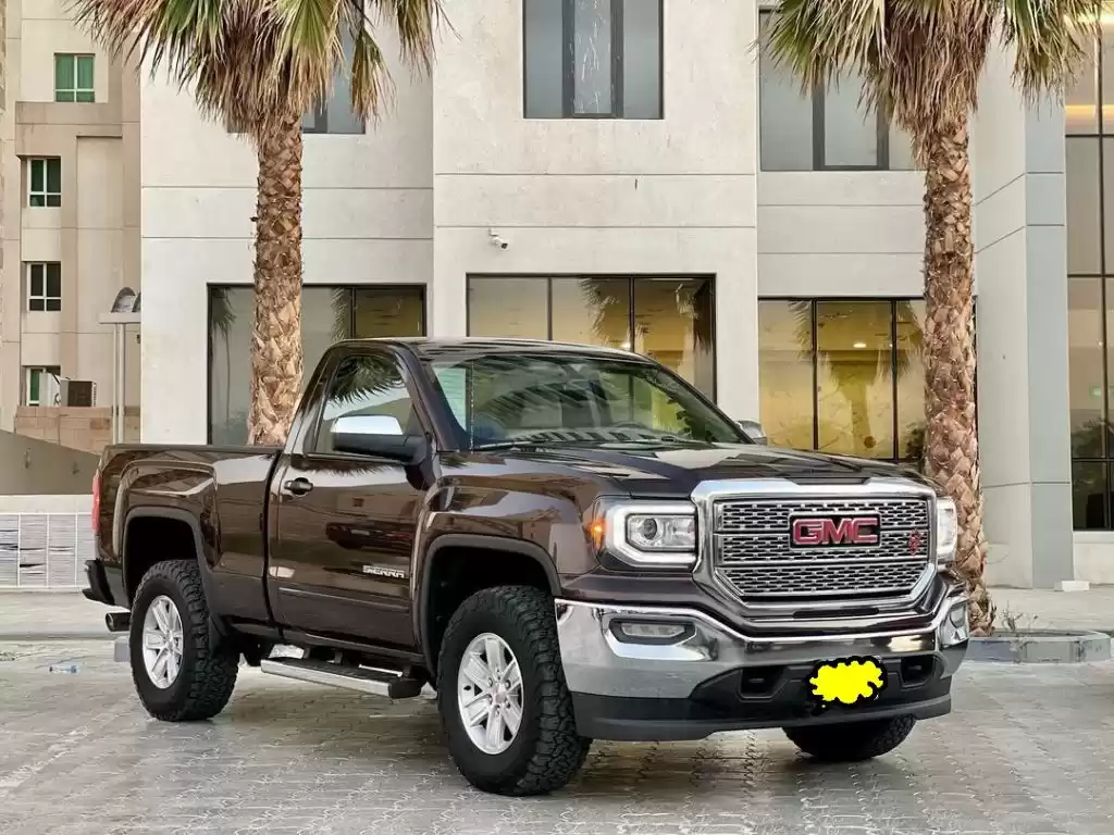 مستعملة GMC Sierra للبيع في الكويت #15891 - 1  صورة 