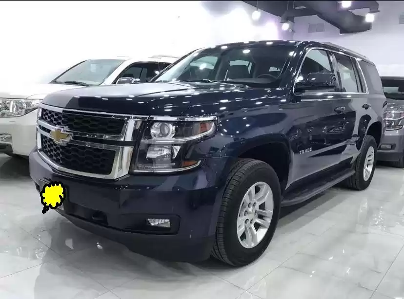 مستعملة Chevrolet Tahoe للبيع في الكويت #15895 - 1  صورة 