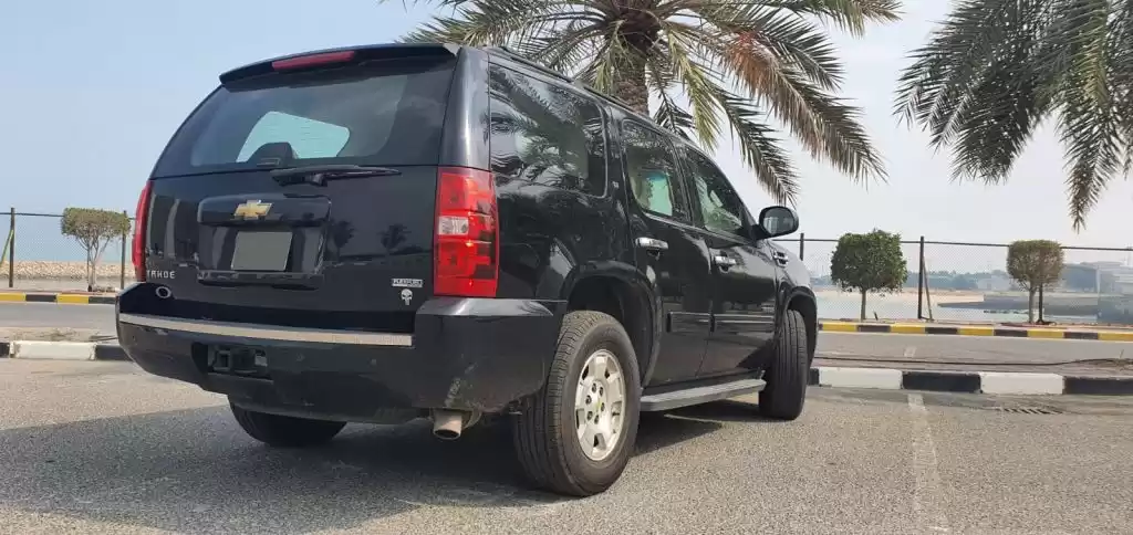 مستعملة Chevrolet Tahoe للبيع في الكويت #15965 - 1  صورة 