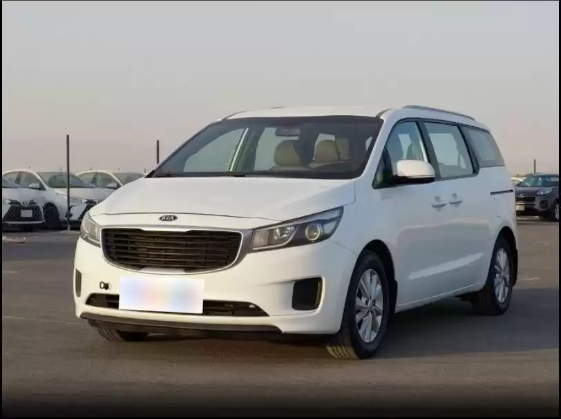 Использовал Kia Unspecified Продается в Эр-Рияд #16056 - 1  image 