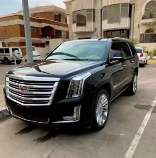 Использовал Cadillac Escalade Продается в Дубай #16350 - 1  image 