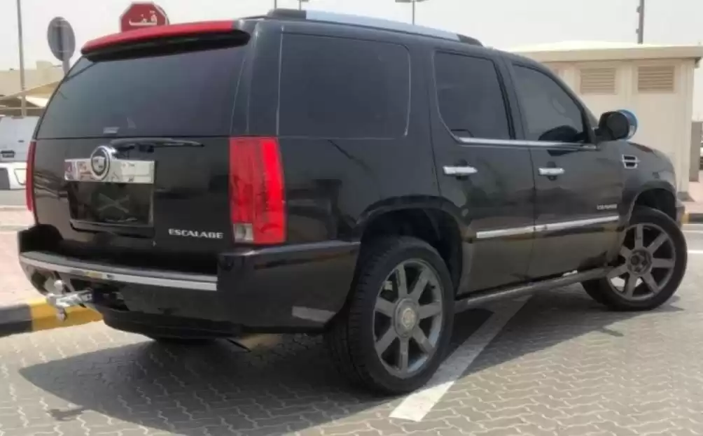 Использовал Cadillac Escalade Продается в Дубай #16359 - 1  image 