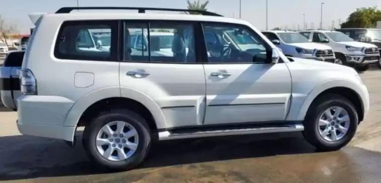 Совершенно новый Mitsubishi Pajero Продается в Дубай #16394 - 1  image 