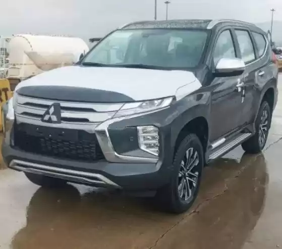 جديدة Mitsubishi Pajero للبيع في دبي #16397 - 1  صورة 