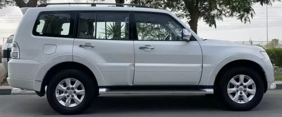مستعملة Mitsubishi Pajero للبيع في دبي #16407 - 1  صورة 