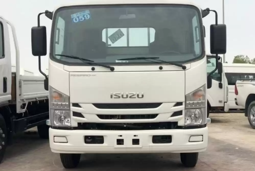 جديدة Isuzu Unspecified للبيع في دبي #16453 - 1  صورة 