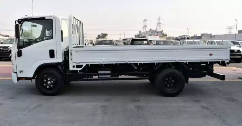 جديدة Isuzu Unspecified للبيع في دبي #16454 - 1  صورة 