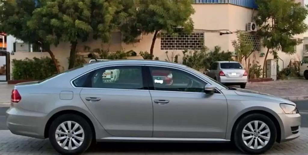 مستعملة Volkswagen Passat للبيع في دبي #16499 - 1  صورة 