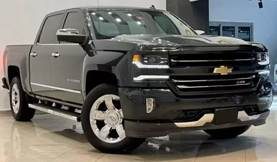مستعملة Chevrolet Silverado للبيع في دبي #16516 - 1  صورة 