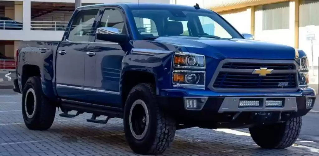 مستعملة Chevrolet Silverado للبيع في دبي #16519 - 1  صورة 