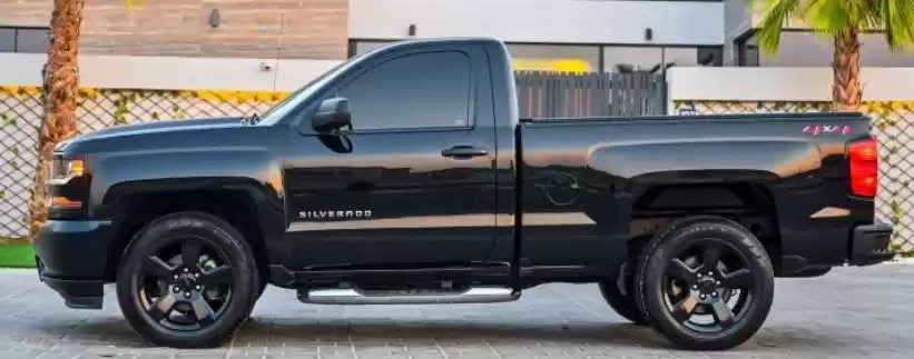 مستعملة Chevrolet Silverado للبيع في دبي #16522 - 1  صورة 