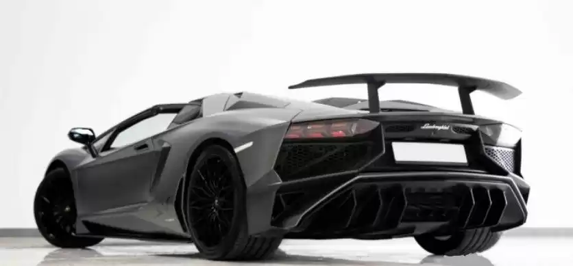 مستعملة Lamborghini Aventador للبيع في دبي #16611 - 1  صورة 