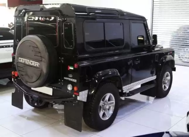 Kullanılmış Land Rover Defender Unspecified Satılık içinde Dubai #16630 - 1  image 