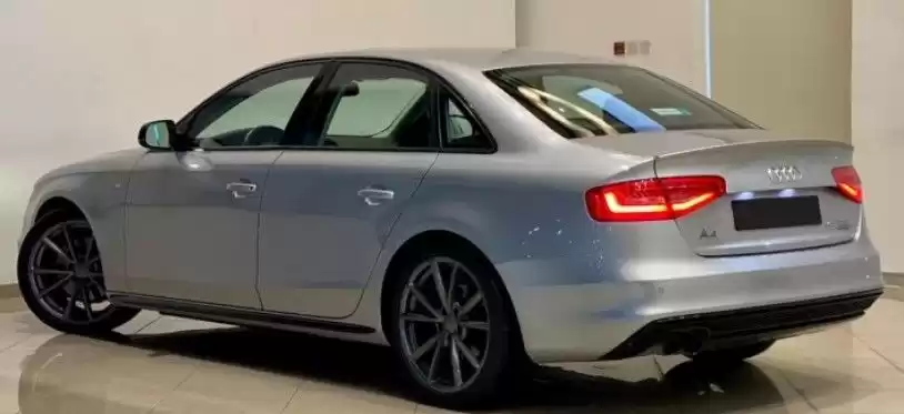 مستعملة Audi A4 للبيع في دبي #16683 - 1  صورة 