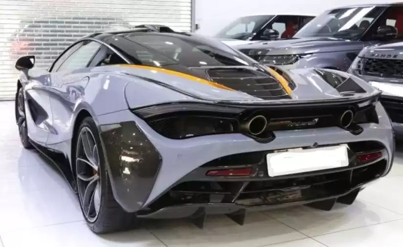 Использовал Mclaren Unspecified Продается в Дубай #16704 - 1  image 