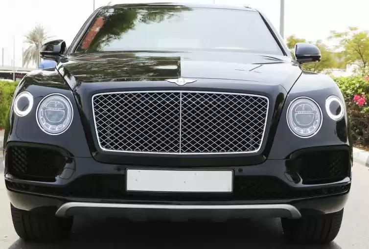 استفاده شده Bentley Bentayga SUV برای فروش که در دبی #16747 - 1  image 