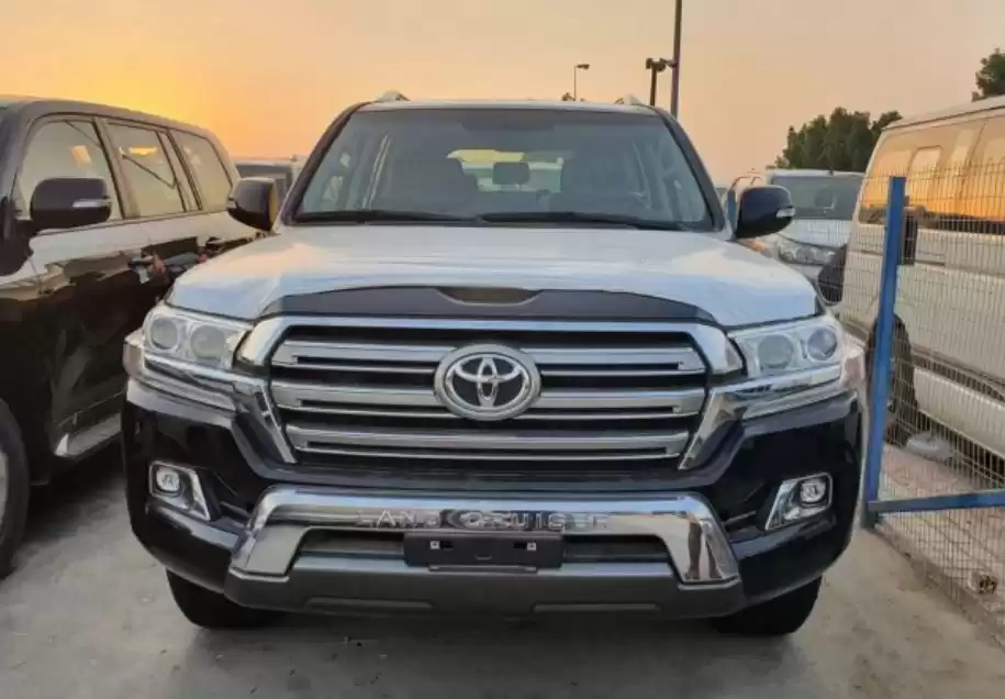 جديدة Toyota Land Cruiser للبيع في دبي #16827 - 1  صورة 