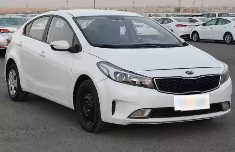 Использовал Kia Cerato Продается в Эр-Рияд #16845 - 1  image 