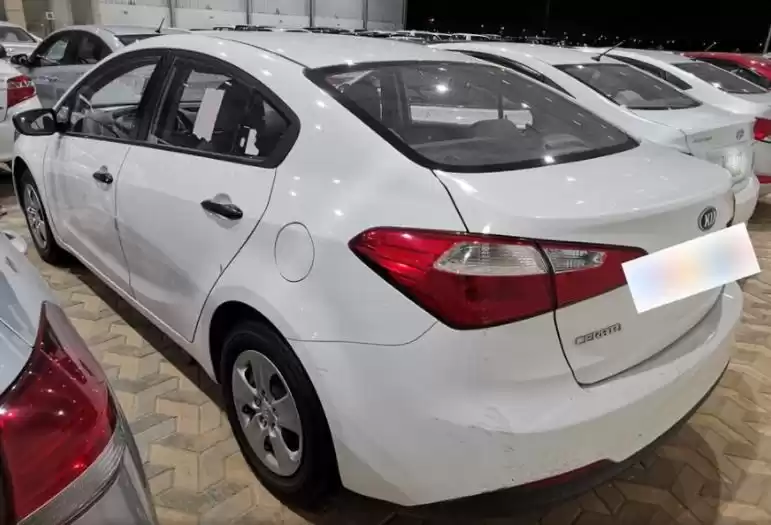 Использовал Kia Cerato Продается в Эр-Рияд #16936 - 1  image 