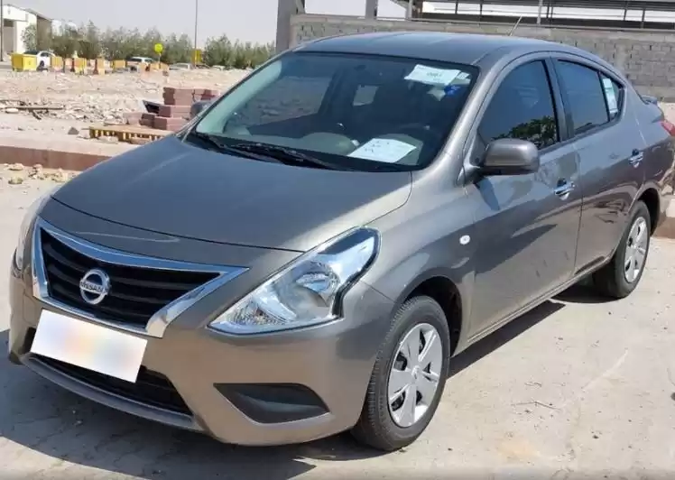 Использовал Nissan Sunny Продается в Эр-Рияд #16940 - 1  image 