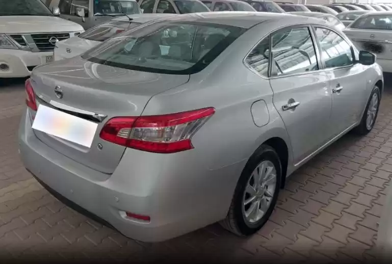 Использовал Nissan Sentra Продается в Эр-Рияд #16941 - 1  image 