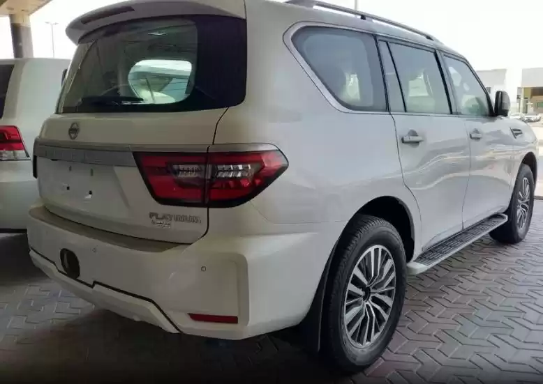 Совершенно новый Nissan Patrol Продается в Эр-Рияд #16976 - 1  image 